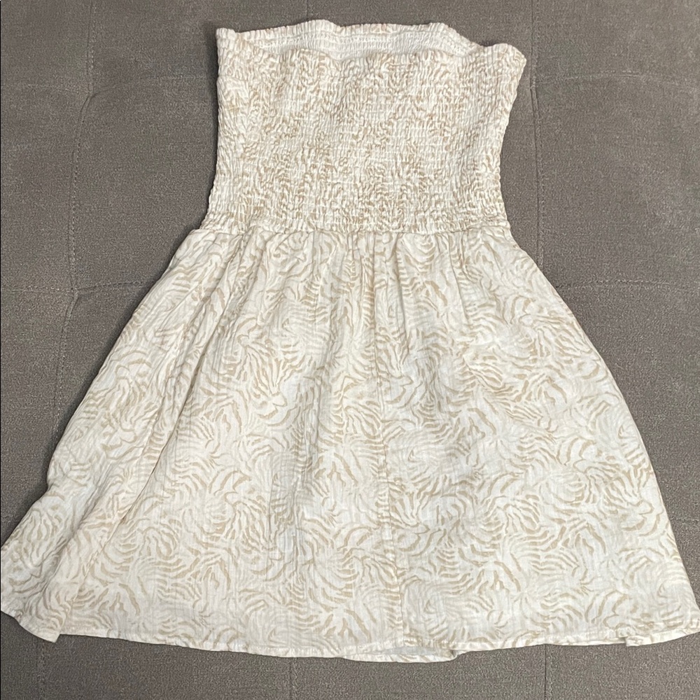 Creme mini sundress - Picture 2 of 3